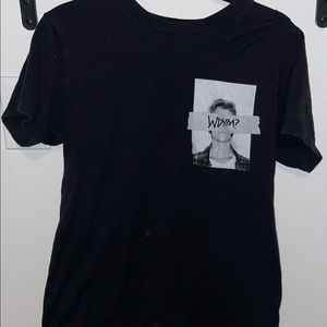 Justin Bieber t-shirt.